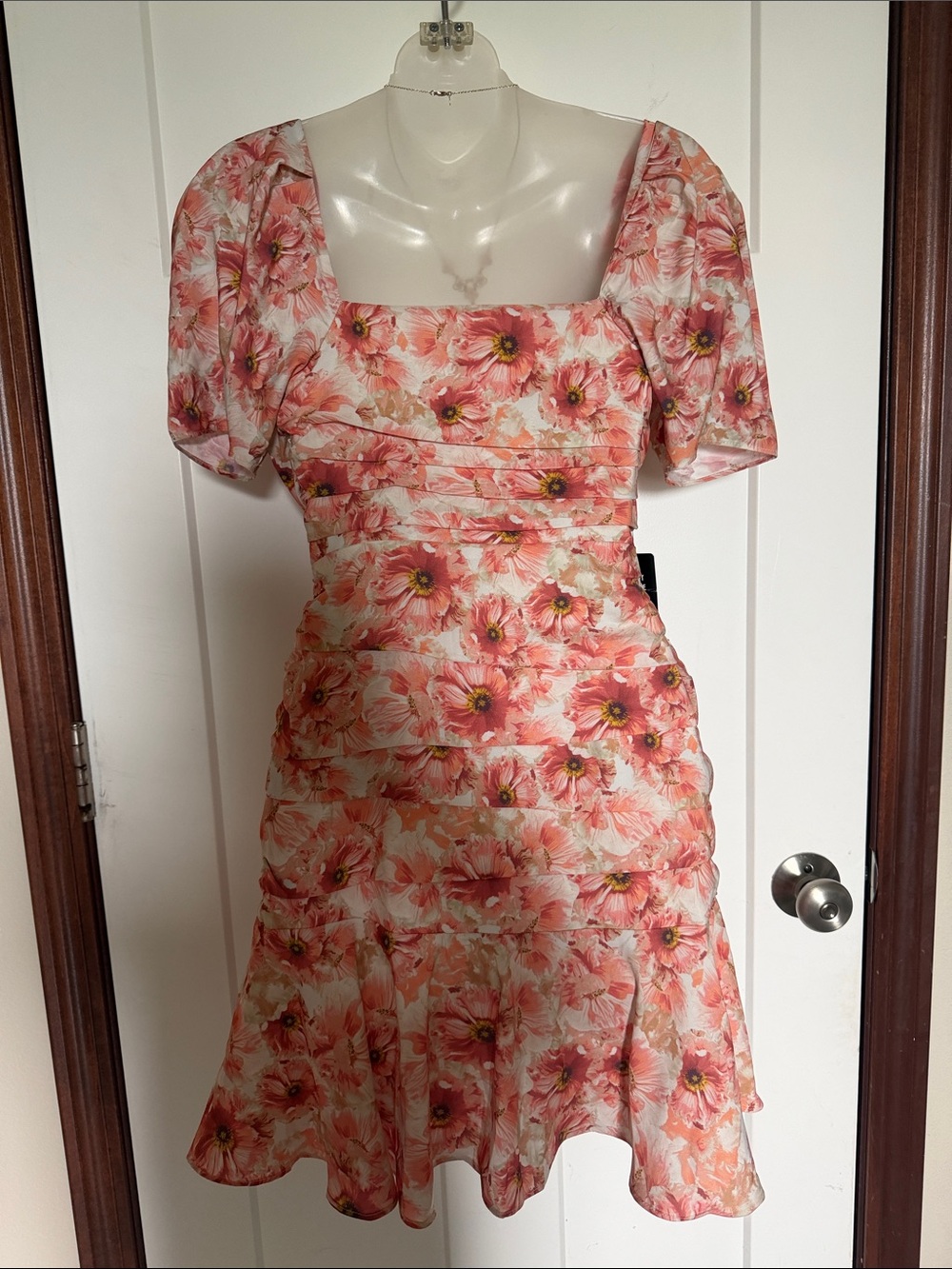 Express Pink Floral Puff-Sleeve Square Neck Mini Dress